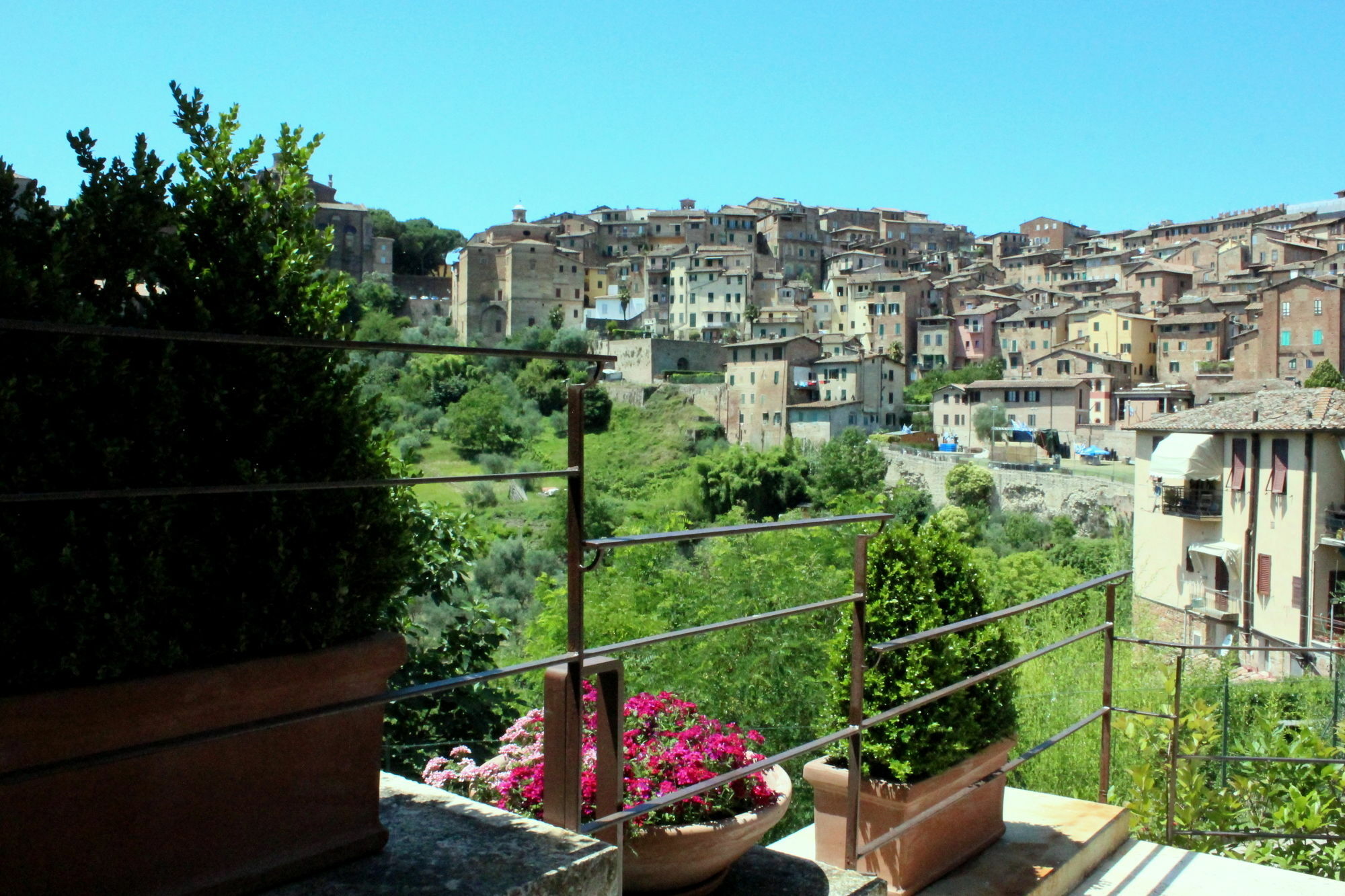 Villa Del Sole Siena Exterior photo